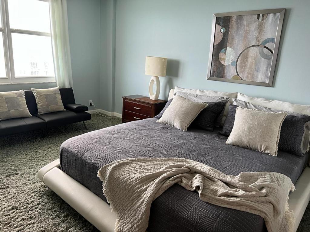 Penthouse Beach Front 1St Line, 2 Bedroom 2 Ba, New Decoration & Furnitures, Unobstructed View Of The Beautiful Atlantic, Free Parking Hollywood Extérieur photo