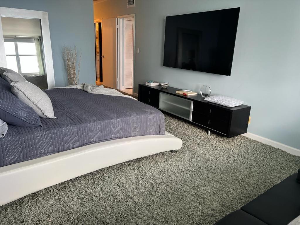 Penthouse Beach Front 1St Line, 2 Bedroom 2 Ba, New Decoration & Furnitures, Unobstructed View Of The Beautiful Atlantic, Free Parking Hollywood Extérieur photo